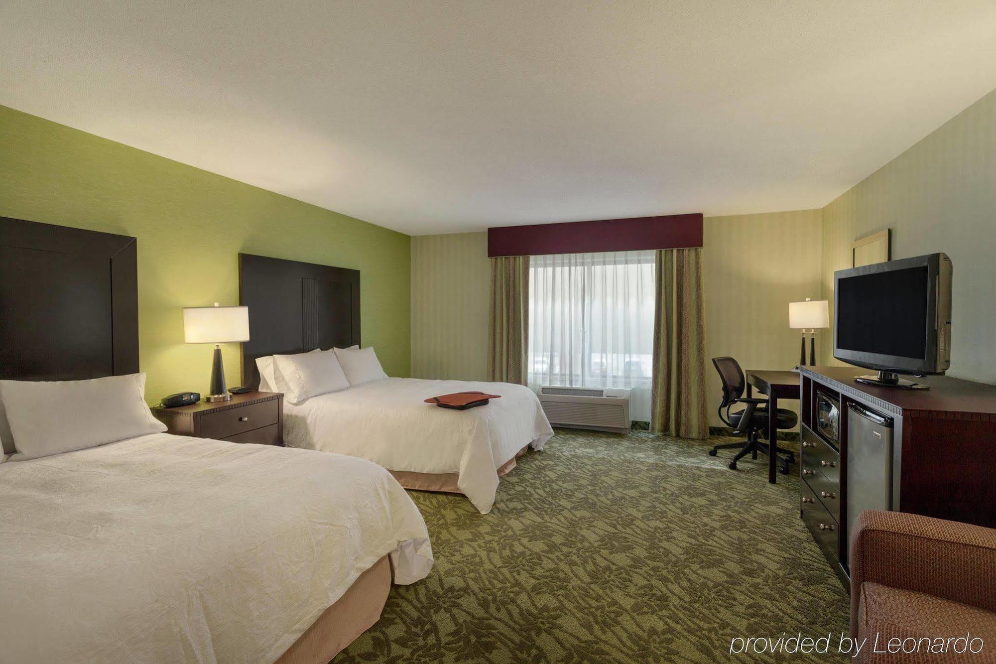 Hampton Inn Detroit Roseville Clinton Township Exterior foto